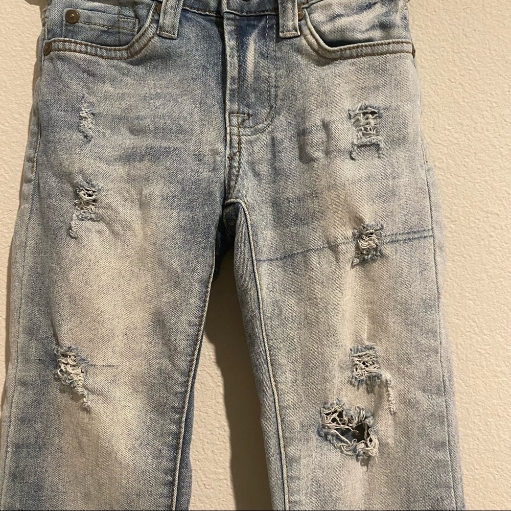 7 For All Mankind Kids 4 Ripped Lightwash Jeans - Picture 2 of 4